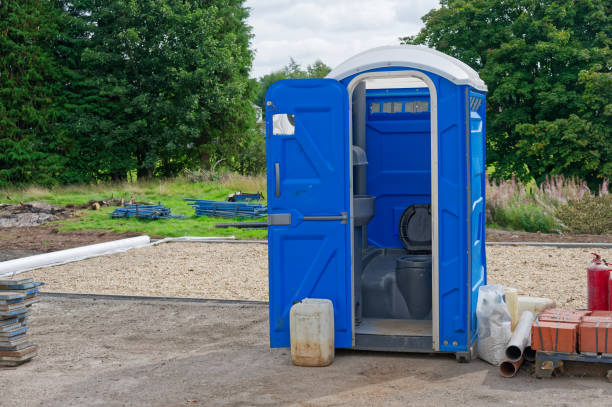 Best VIP or Luxury Restroom Trailers  in Longboat Key, FL